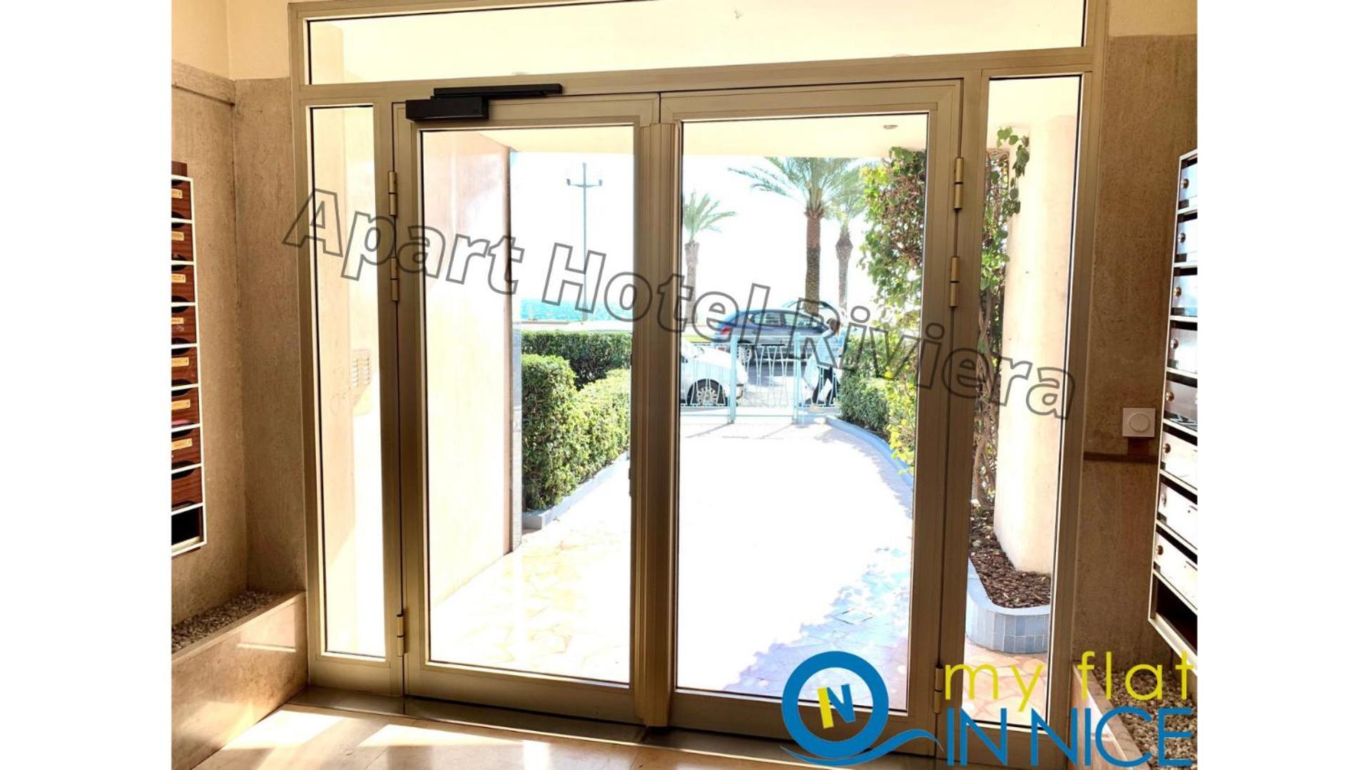 Apartment Riviera - Promenade Des Anglais - 1 Bedroom Ac Apartement - Amazing Sea View - Large Terrasse - Balcon Vague Bleue *